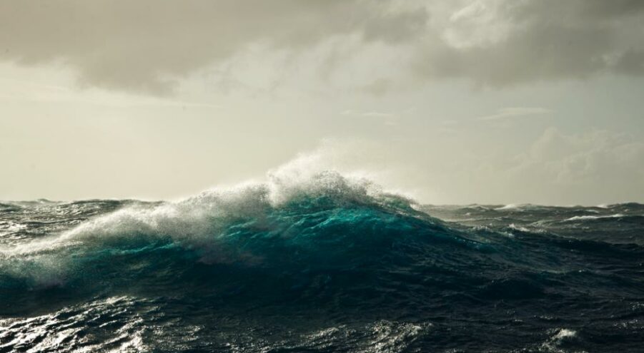 Œuvre de Guillaume Bounaud : photographie de vagues
