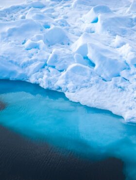 海氷：極地の見張り役、気候変動の重要な指標